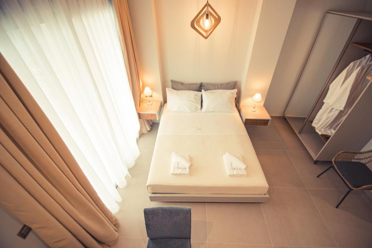 Io Luxury Pool & Hot Tub Suites Prévéza Extérieur photo